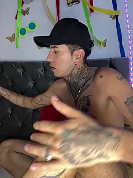 Camilo_Tattoo XXX чат на живо