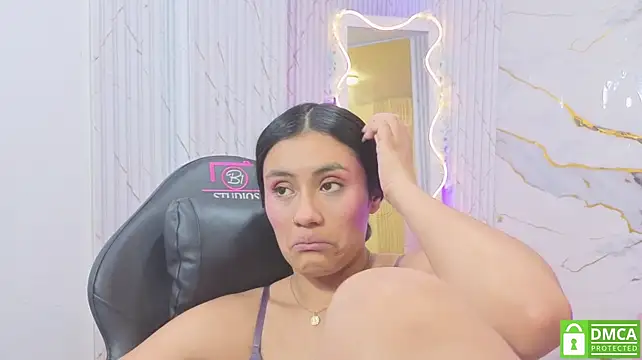PEACHY_TAY's Live XXX Chat