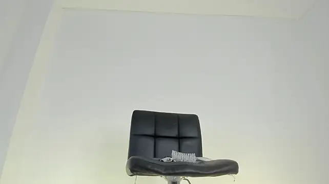 Czat XXX na żywo – Jaddyy__