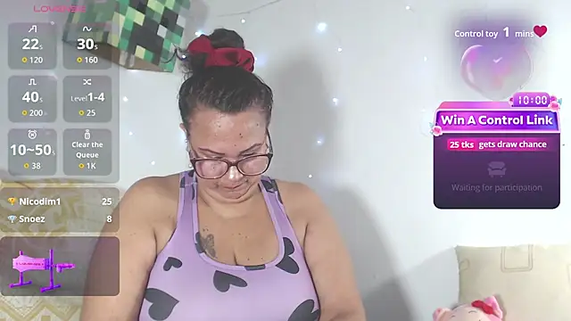 BiirdyDavis Adlı Modelin Canlı XXX Sohbeti