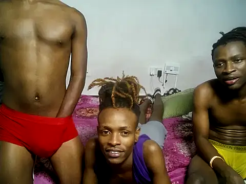 Chatroom XXX en direct de threemanias