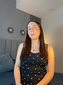 Nia_Morroe Obrolan Langsung XXX