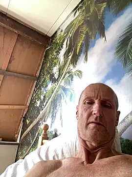 XXX chat uživo modela banana4joy