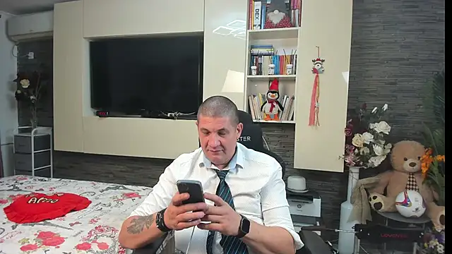 Živý XXX chat SpartacusDaddy48