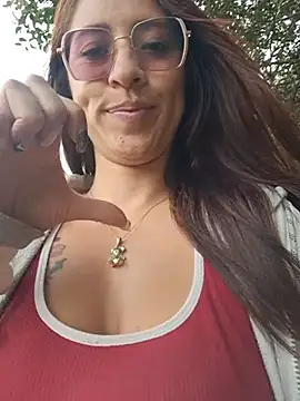 Chat XXX en directo de VALERY-94