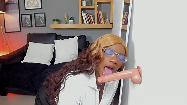 Mia_boobs24 লাইভ XXX চ্যাট