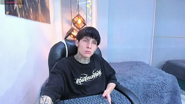 XXX chat uživo modela Cry_thereal