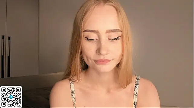LoretaMaia's Live XXX Chat