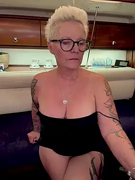 German_Milf live XXX chat