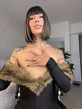 miss_tatiana_'s Live XXX Chat
