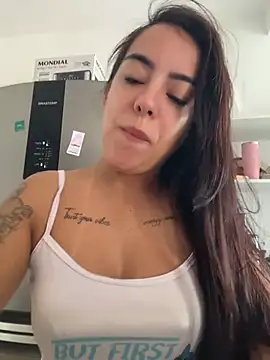 Srta_Jhenny Chat XXX in diretta