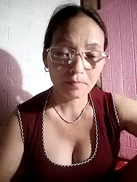 Sexy_cum123 Adlı Modelin Canlı XXX Sohbeti