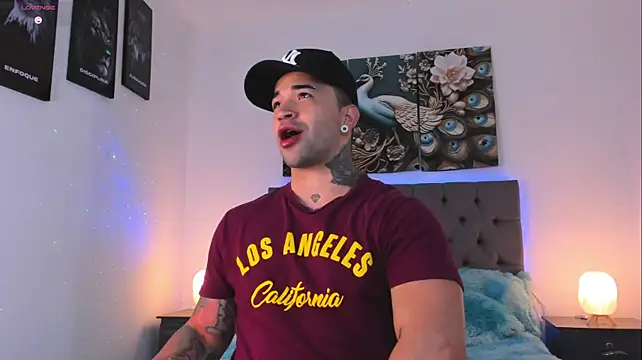 Chat XXX ao vivo de Mathew_Colee