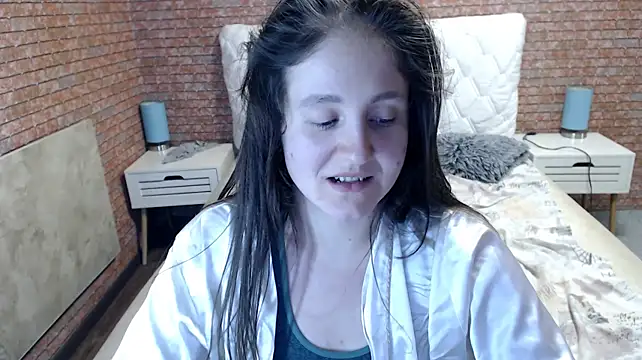 Chat +18 de Holliy_Cooper ao vivo