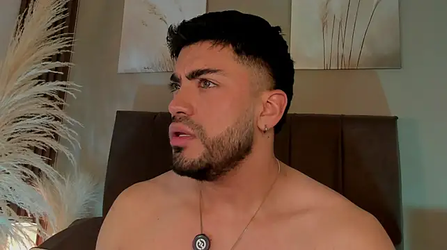 دردشة Alexander_Diazz الجنسية المباشرة