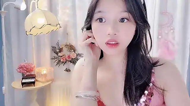 Yanys521 即時 XXX 聊天