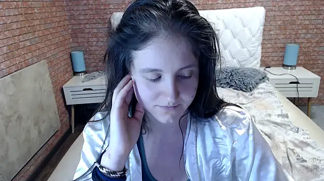 Czat XXX na żywo – Holliy_Cooper