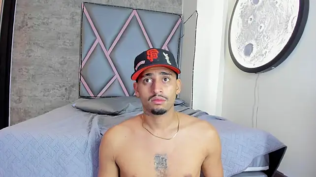 Sashaa_fiercee – Naživo XXX chat