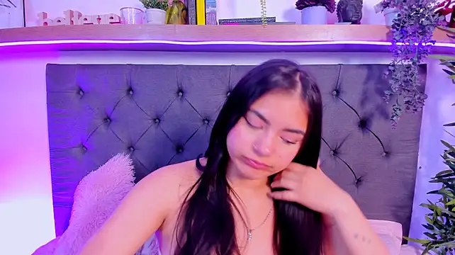 Chat XXX en directo de Sally__BX