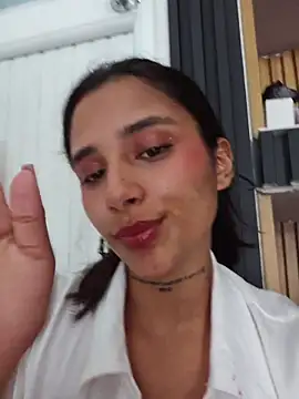 Lorena_Mcfly Chat XXX in diretta
