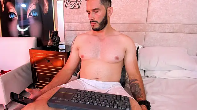 TheeRock_1 Live XXX-Chat