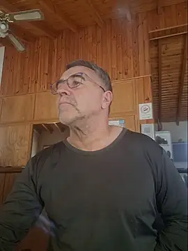 צ'אט XXX בשידור חי של darialmas