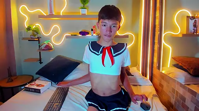 Chat +18 de Alan_Madisson ao vivo