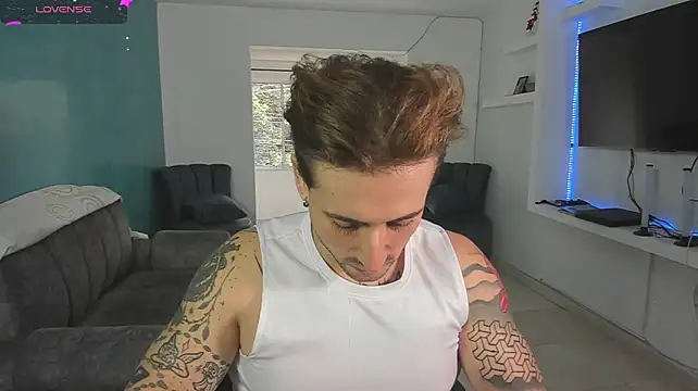 ARES_TATTO – Live XXX-chat