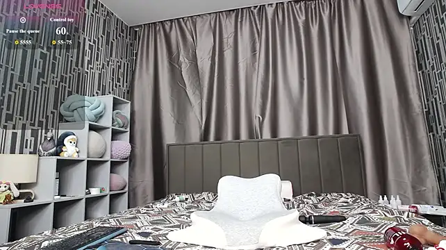 scyrim2 Adlı Modelin Canlı XXX Sohbeti