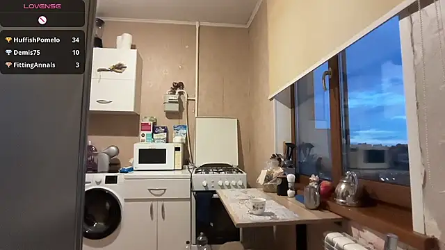 Онлайн чат XXX AngelJeni