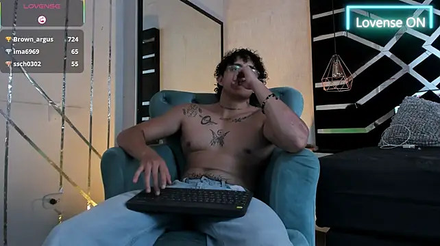 JayTaylorr Chat XXX in diretta