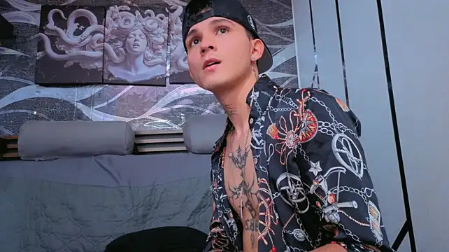 Axel_Ryder Adlı Modelin Canlı XXX Sohbeti