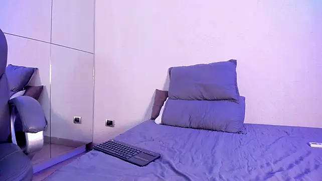 Simon_Axe Pertunjukan Webcam