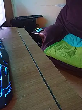 XXX chat uživo modela Martynew