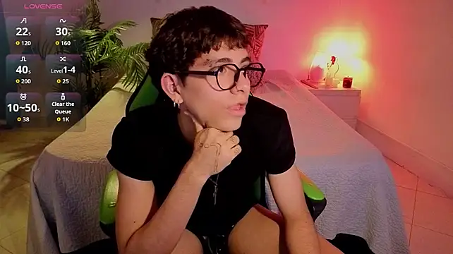 Chatroom XXX en direct de Matty_Sparkk