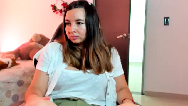 XXX chat uživo modela __Emma__11__Lecat_