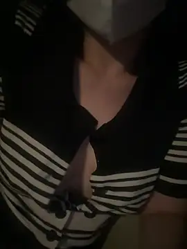 Czat XXX na żywo – Meii-meyy