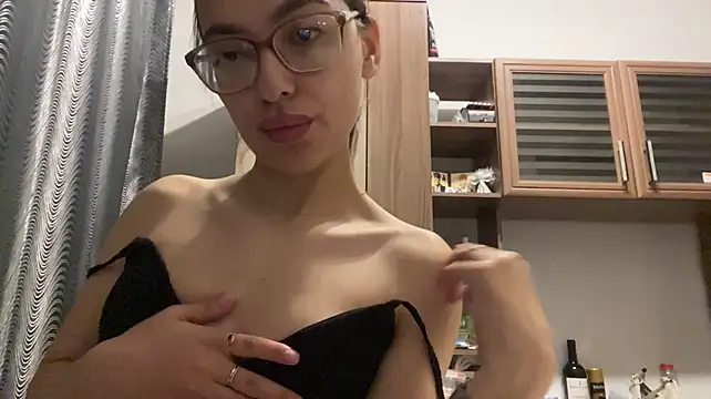 ZelmaBonato Adlı Modelin Canlı XXX Sohbeti