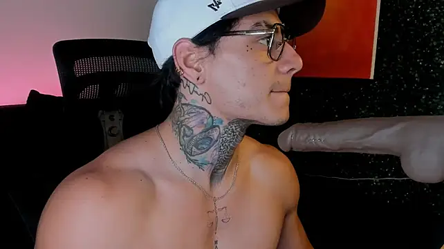 Chat +18 de Simon_cortes ao vivo