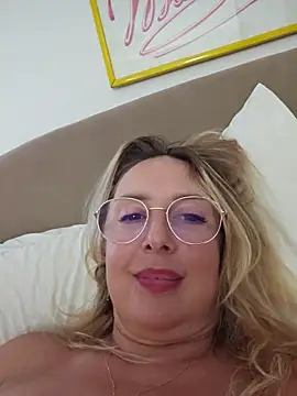 Онлайн чат XXX MariaRichi_