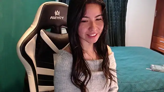 Chat +18 de alice_middlee ao vivo