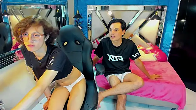 Oven_And_Javn Live XXX chat