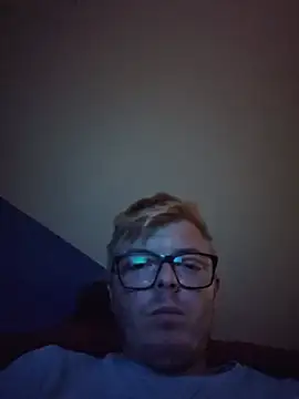 Živý XXX chat blondeboy92