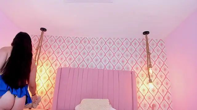ZOE_COLLINS4 Chat XXX live