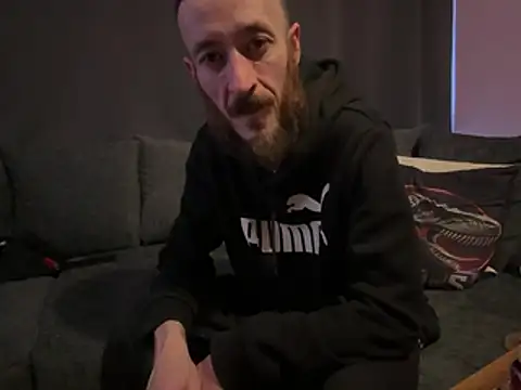 IRISHLONGDONG Show in webcam