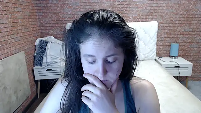 Czat XXX na żywo – Holliy_Cooper