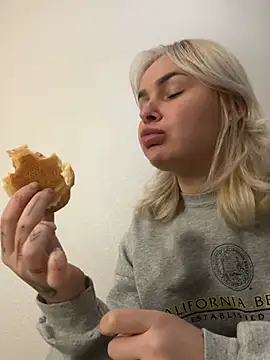 EmmiLive Live XXX-chat