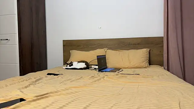 XXX chat uživo modela MathiasRay