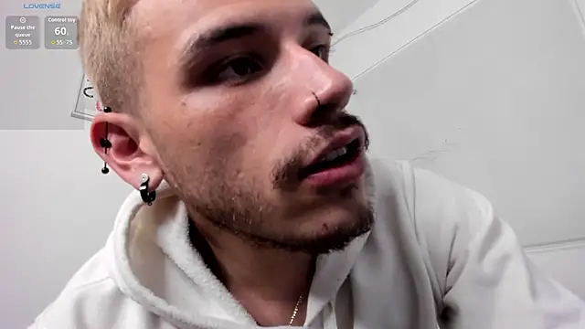 Chatroom XXX en direct de Lian_ferrer