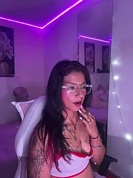 Chat XXX en directo de SamathaMay